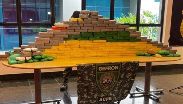 Prefeitura de Brasiléia emite nota sobre prisão de paciente que transportava cocaína em carro oficial