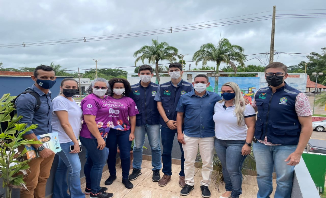 Assis Brasil: Gabinete Itinerante da senadora Mailza se reúne com prefeito Jerry Correia