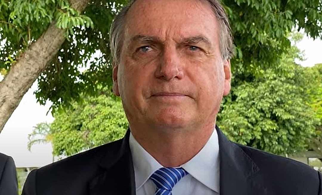 Bolsonaro diz que governo é "devedor de favores" aos empresários