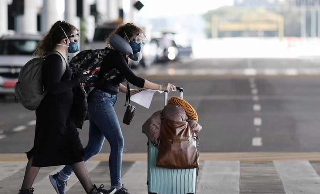 Não vacinados que chegarem ao Brasil terão que cumprir quarentena