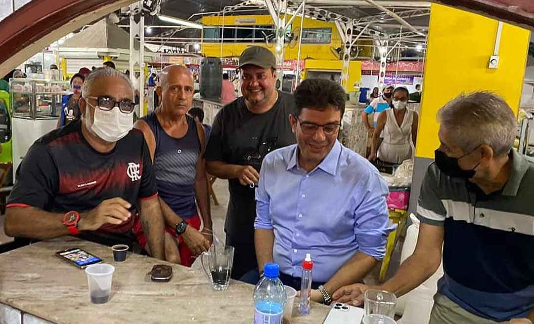 No café dos “Línguas de Trapo”, Gladson convida e Dudé aceita organizar a Expoacre 2022