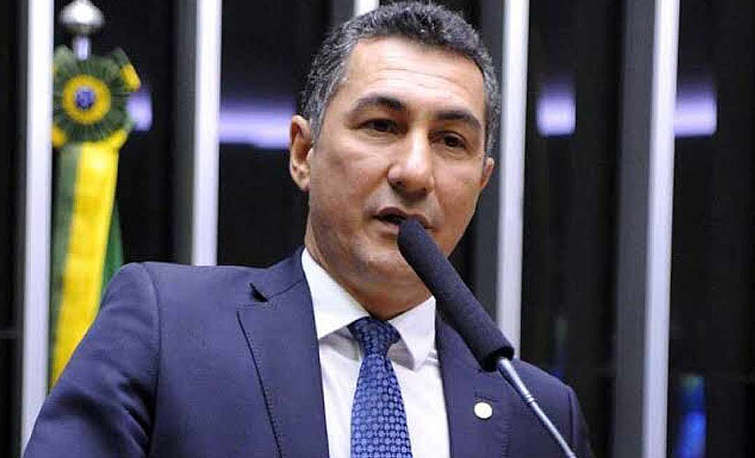 Jesus Sérgio apresenta emenda à MP para garantir valor permanente de R$ 400 no Auxílio Brasil