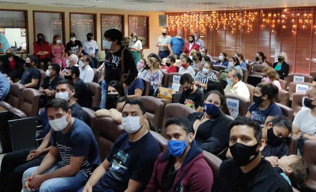 Roberto Duarte faz uma independência fake, dizem servidores da Saúde após rejeição de emenda