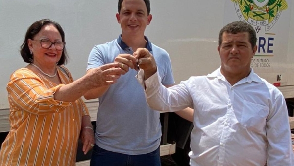 Secretário Israel Milani entrega novos equipamentos para fortalecer a agricultura familiar em Plácido de Castro