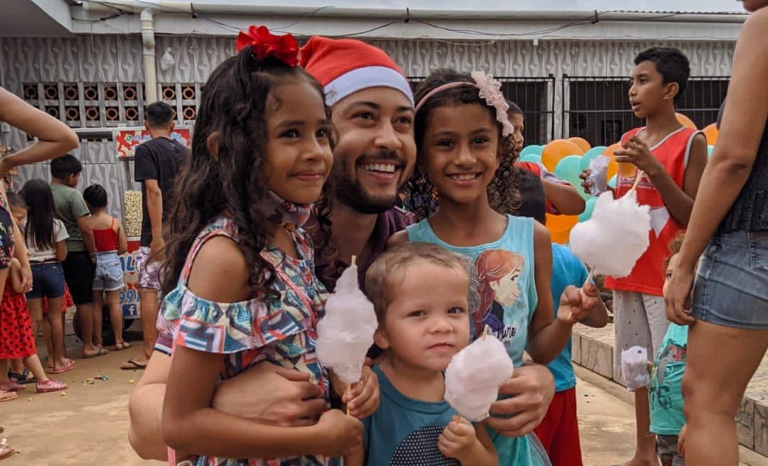 Vereador Emerson Jarude e amigos promovem Natal Feliz no ramal do Pica Pau