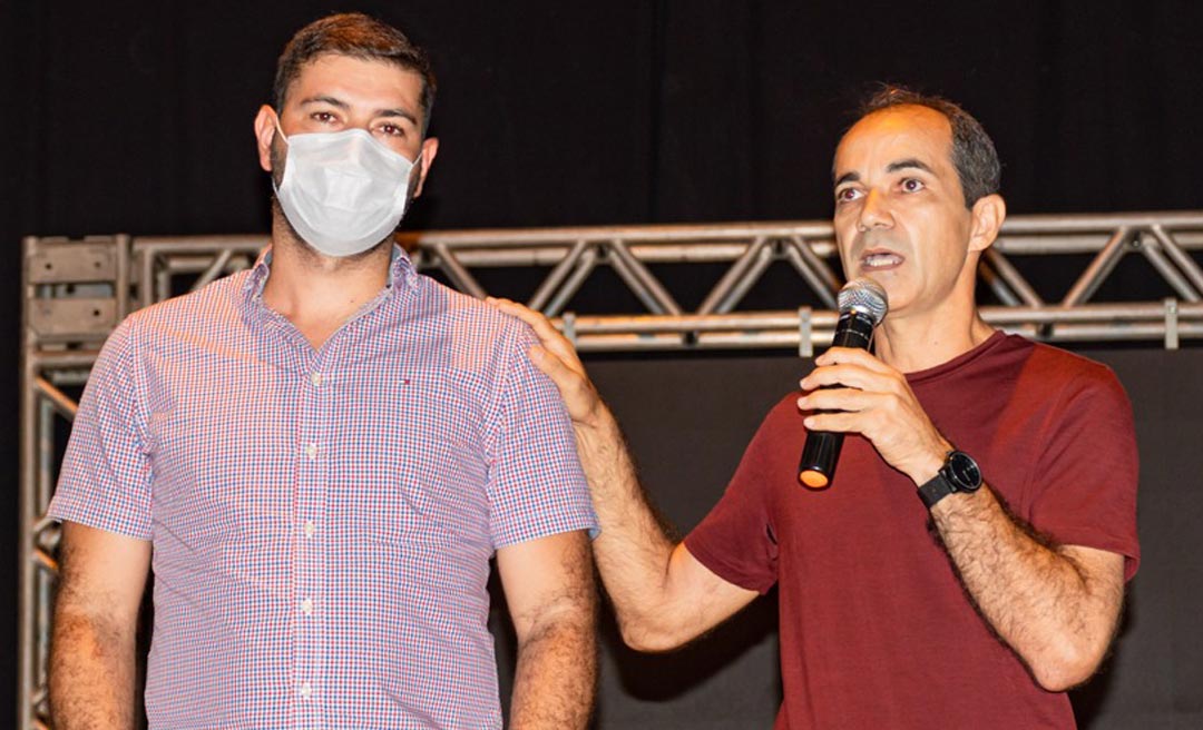 Prefeito Zequinha Lima anuncia novo abono para servidores da educação em Cruzeiro do Sul