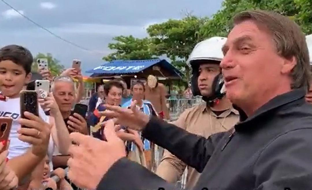 Bolsonaro volta a ironizar panelaço marcado pela oposição; veja vídeo