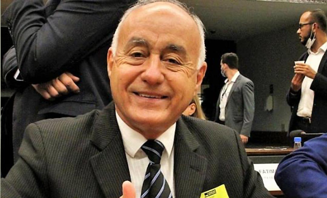 No grupo de WhatsApp de secretários, Bocalom alerta: “Se não roubar, o dinheiro dá!”