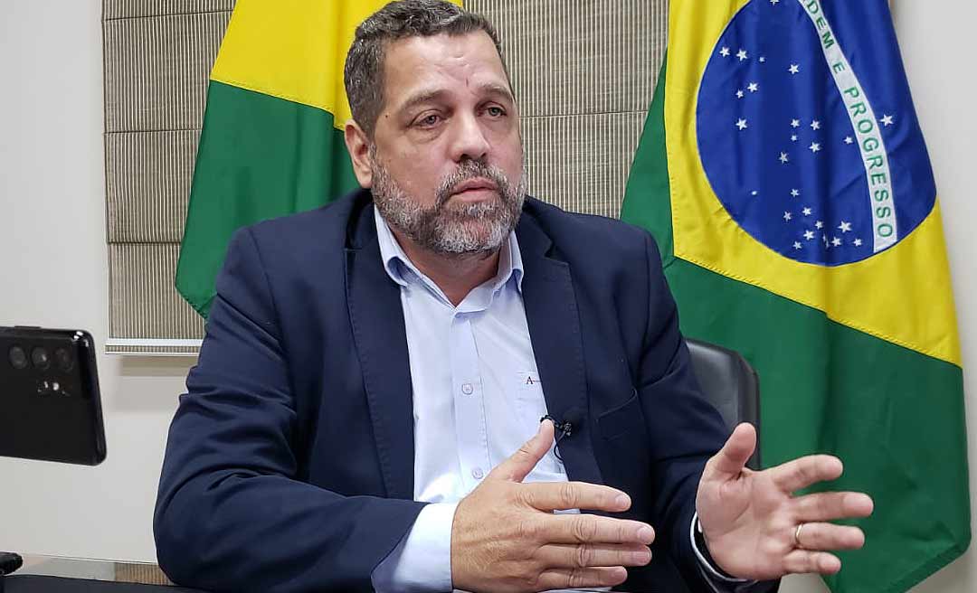 Se recuperando bem, Rocha pode receber alta médica nas próximas semanas