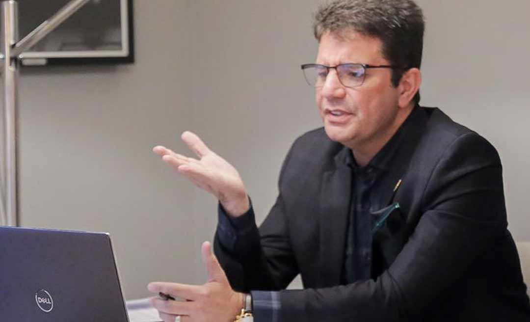 Em entrevista ao UOL Gladson responde a perguntas sobre a Operação Ptolomeu e diz: "Quem não deve não teme"