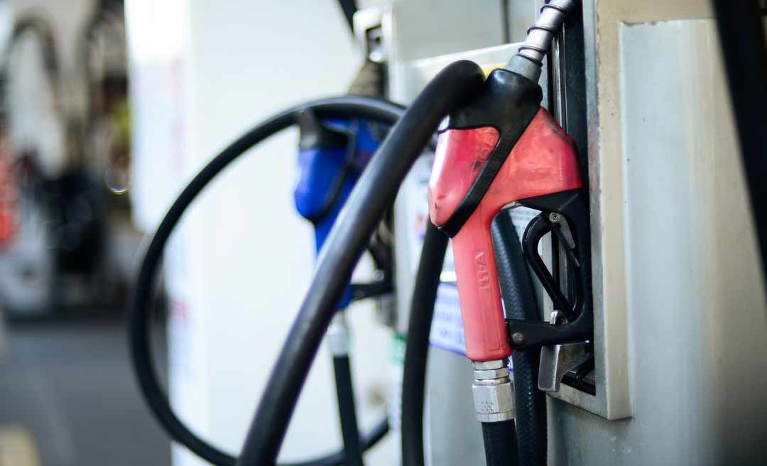 Estados decidem encerrar congelamento de ICMS de combustíveis