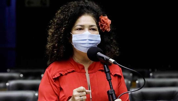 Perpétua diz que vai acionar o MP-AC sobre paralisação no transporte coletivo