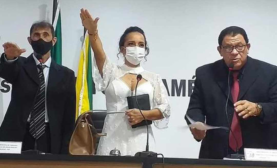 Prefeita de Tarauacá nomeia filhas de presidente da Câmara com salários de 1,8 mil e 9 mil 