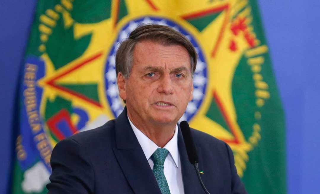 PF diz que Bolsonaro cometeu crime em divulgação de documentos sigilosos; ajudante de ordens é indiciado