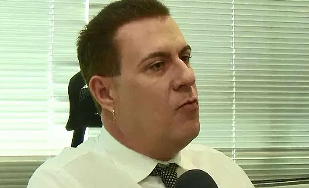 Promotor quer saber como videogame e celular foram parar em cela de policial penal preso na UP4