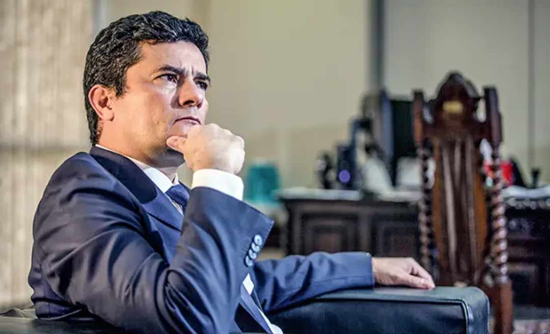 Depois de divulgar salário, Sergio Moro desafia Lula e Jair Bolsonaro a divulgarem os seus