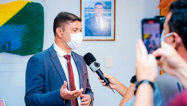 "Demonstração de unidade”, diz Nicolau sobre aprovação da idade para concurso da PMAC