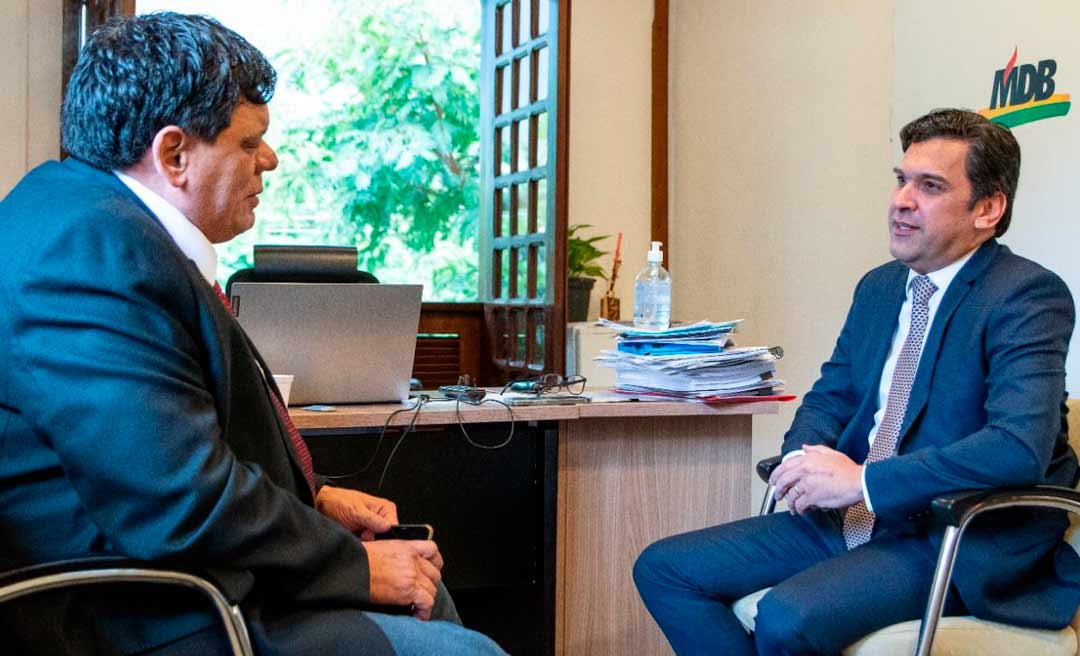 Após sinalizar com candidatura ao governo do Acre, Flaviano debate pré-candidatura do MDB à Presidência