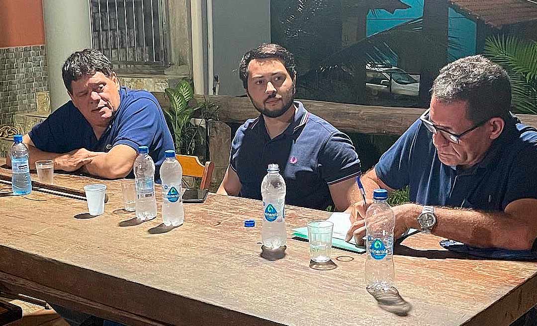 Sonhando em disputar o governo, Emerson Jarude cumpre agenda no Alto Acre ao lado do padrinho Flaviano
