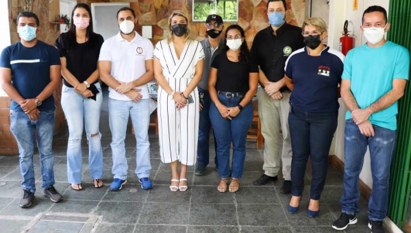 Sindicatos se reúnem e greve geral da Saúde pode ser deflagrada em 8 de março