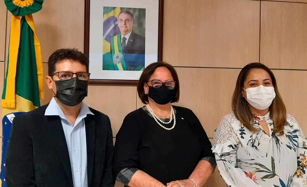 No Ministério do Meio Ambiente, Vanda Milani reitera seu compromisso com a questão ambiental
