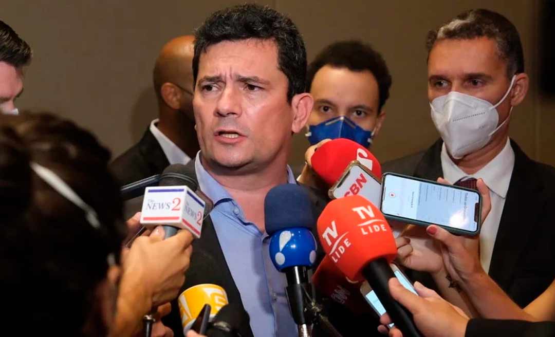 Tanque explode e mata dois em fábrica durante visita de Sergio Moro