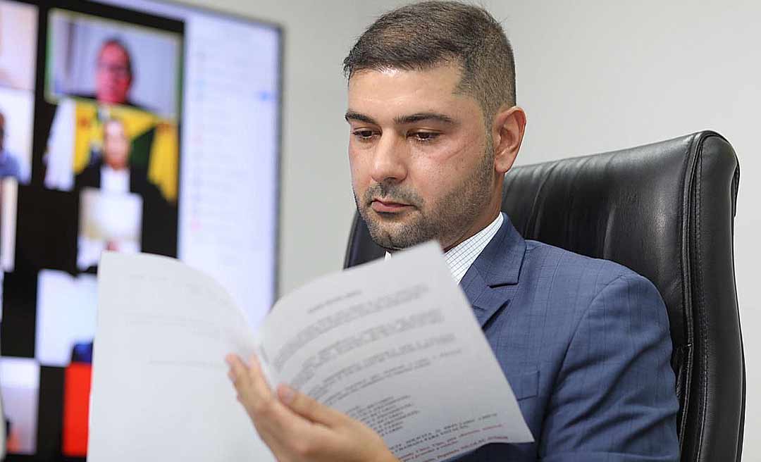 Ao receber projeto do auxílio alimentação para saúde Nicolau garante: “Daremos a maior celeridade possível“