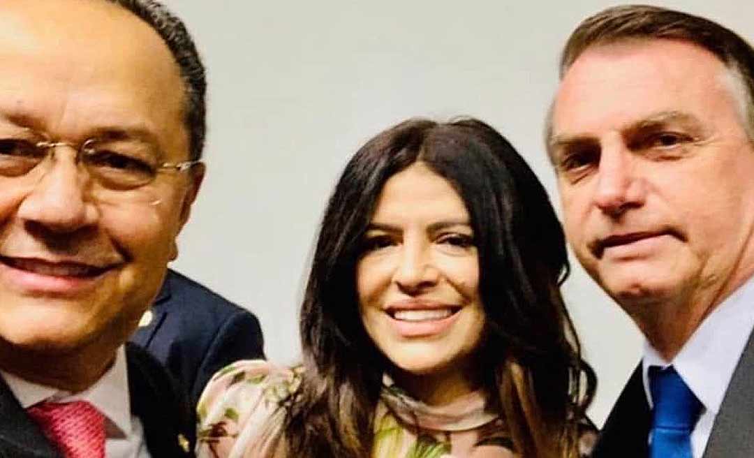 Com força política em Brasília, Antônia Lúcia fura o bloqueio de parlamentares do Acre e traz Bolsonaro