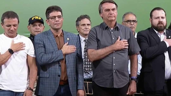 Bolsonaro diz que fez mais pelo Acre em seu governo do que o PT em 20 anos