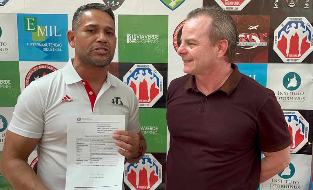 Pedro Longo destina emenda à Liga de Taekwondo e recebe certificado de honra ao mérito