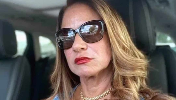 Dona Linda Cameli diz que Gladson vai continuar na política “contra a vontade do pai e da mãe”