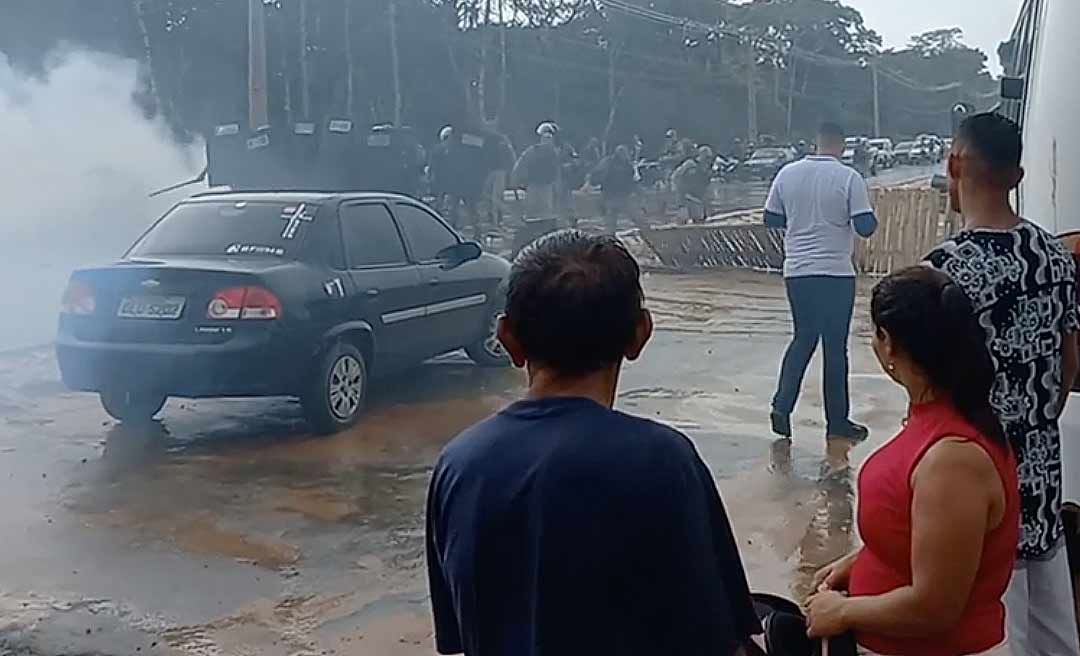 Comandante da PM em Cruzeiro diz que ação policial contra manifestantes ocorreu após diálogo com o governo: “Houve resistência”