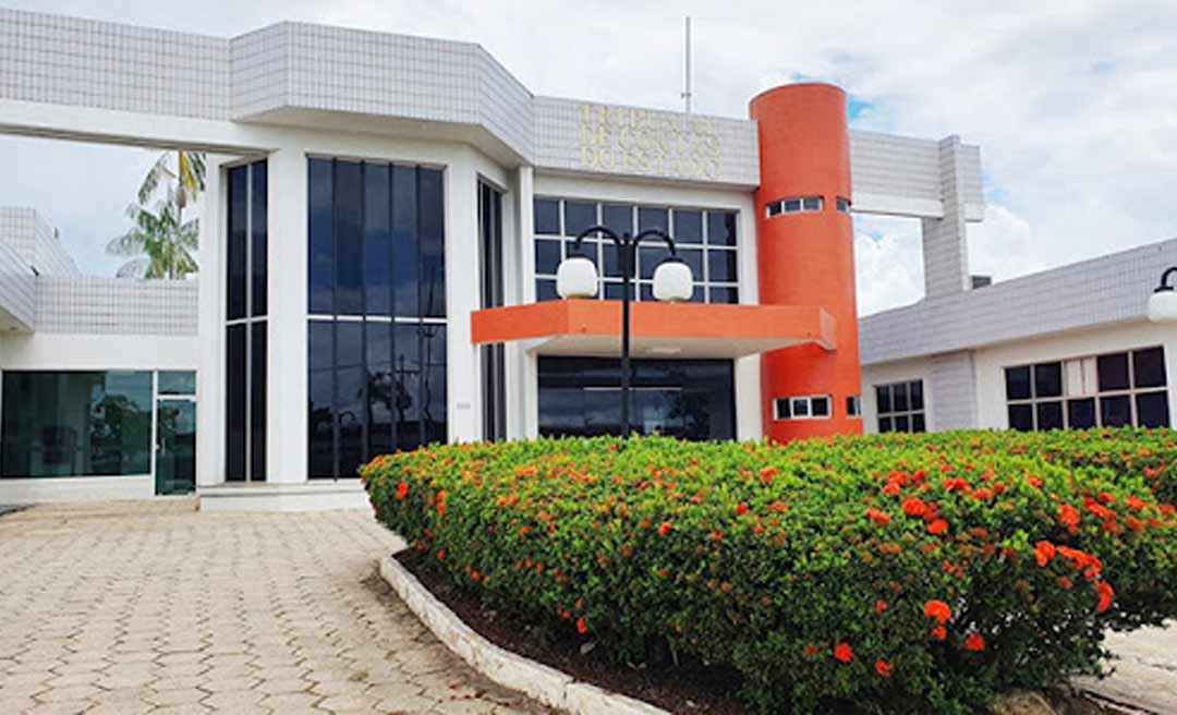 Conselheiros do TCE dizem ao governo que pagamento do soldão deve ser feito com base em lei de 2007