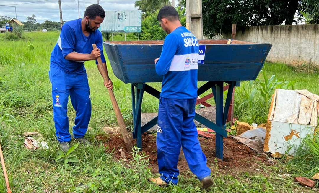 Moradores de vilas e ramais agradecem Bocalom pela substituição de caixas coletoras de lixo