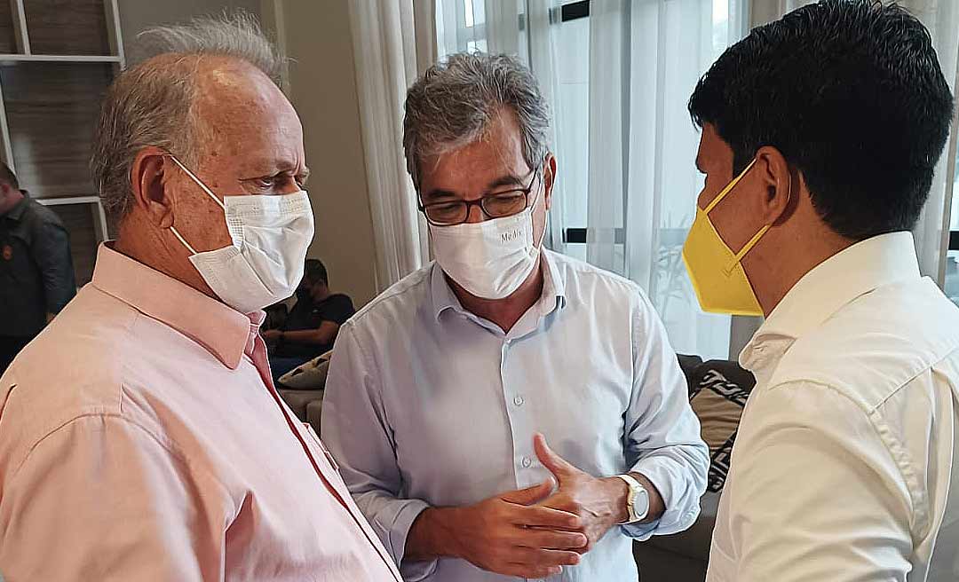 Em evento do PSB, Jorge Viana cita Mara e Petecão e defende “frentão” contra Gladson