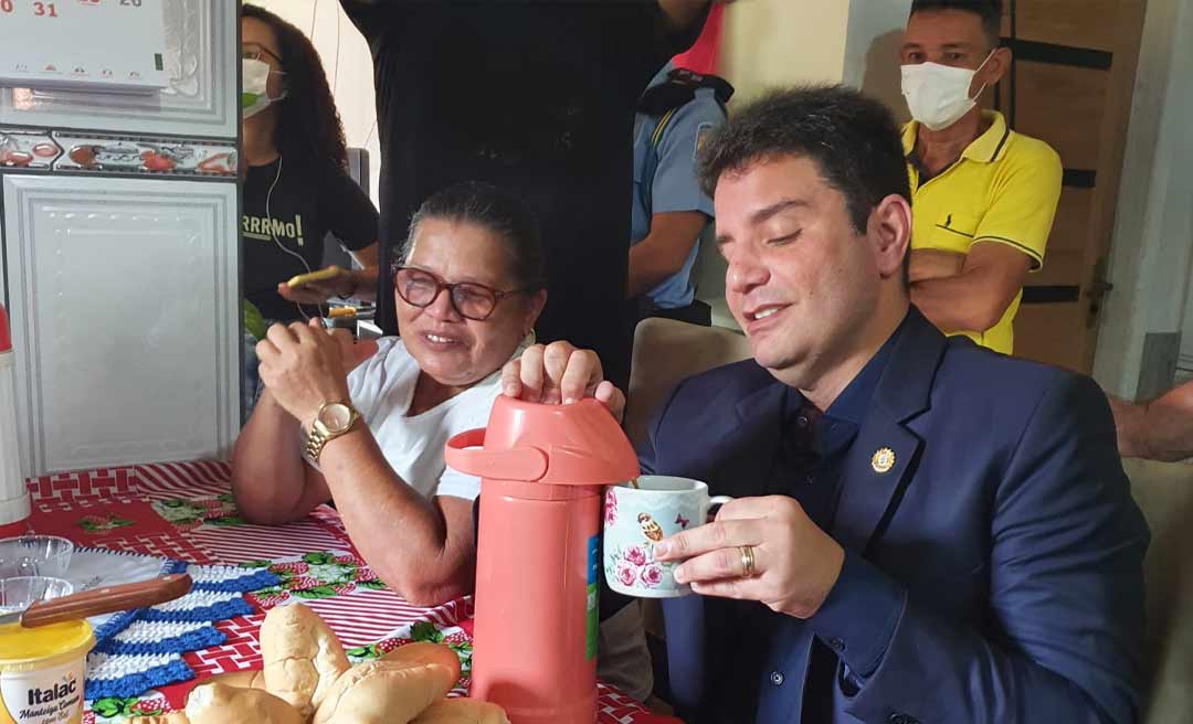 Gladson toma café no Canaã e perguntado sobre aliança entre Jorge e Petecão diz: “Pra mim não é novidade”