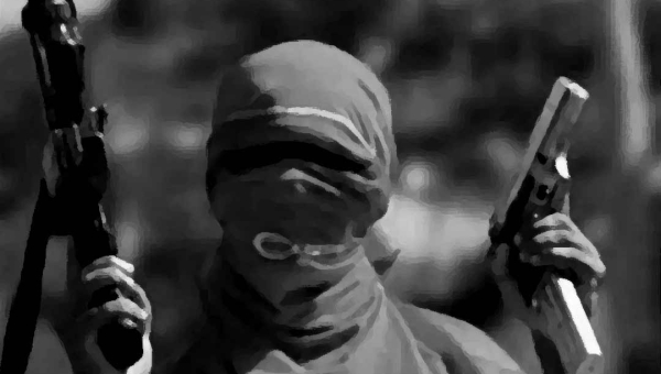 Estudantes estão com medo de ir à faculdade por causa de suposto toque de recolher de facção; Sejusp emite nota