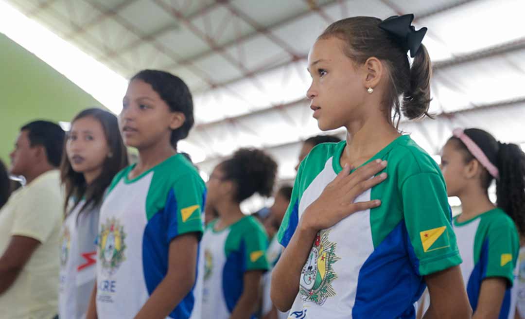 Por causa da greve, ano letivo foi prorrogado para 11 de abril, diz Secretaria de Educação
