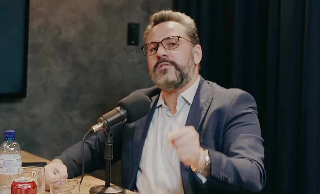 Bolsonaro "tem seus defeitos, mas é verdadeiro" e Lula fez “mal ao Brasil”, diz Alan Rick no Papo Informal