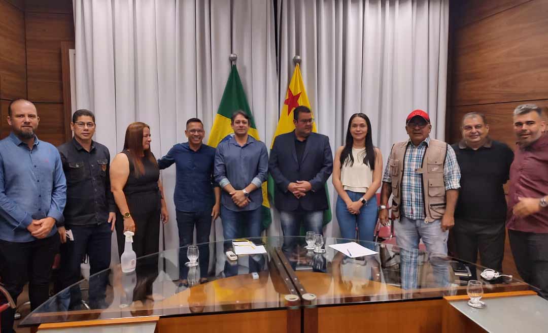 Em reunião na Casa Civil, governo e pastores definem datas da Marcha Para Jesus e noite gospel na Expoacre