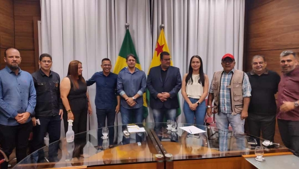 Em reunião na Casa Civil, governo e pastores definem datas da Marcha Para Jesus e noite gospel na Expoacre