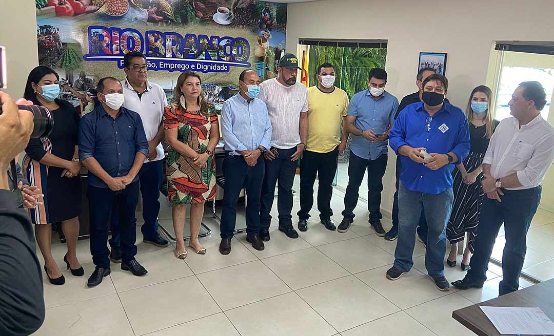 Vereadores recebem proposta de novo PCCR dos servidores da Prefeitura de Rio Branco
