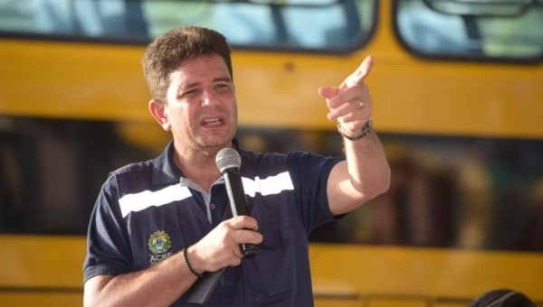 Recursos da defesa de Gladson Cameli não foram julgados e decisão deve ficar para o início de maio