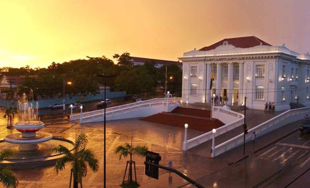 Governo do Acre decreta ponto facultativo na sexta-feira pós-Tiradentes