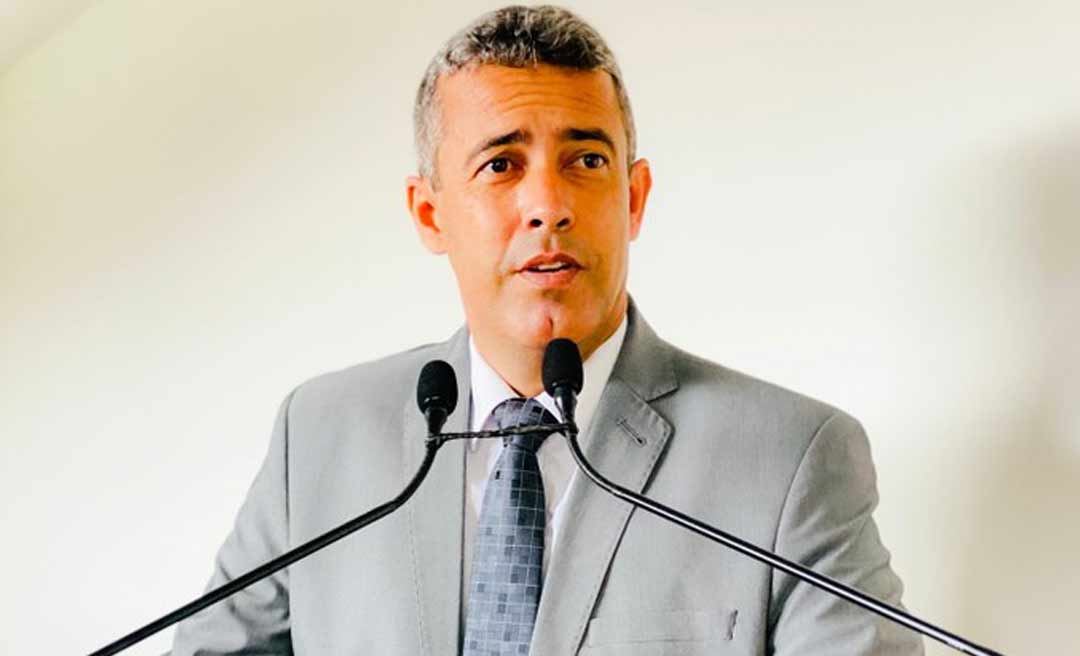 Ismael Machado alfineta Bocalom após acidente com idoso no calçadão