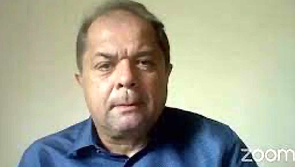 Deputado Marcos Cavalcante é vaiado na final do campeonato de futsal de Feijó