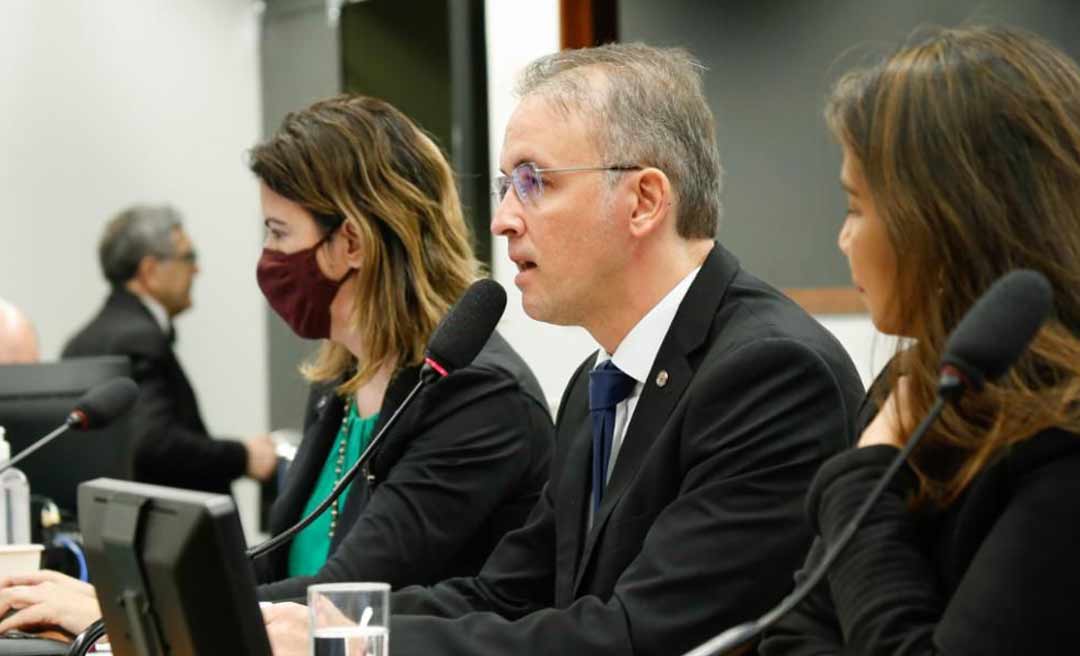 Audiência Pública na Câmara Federal debate alta de índices de feminicídio no Acre e estratégias para redução de casos