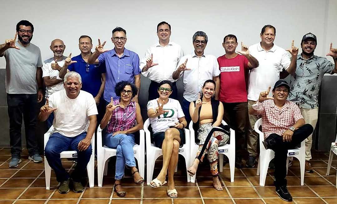 Federação Brasil da Esperança faz primeira reunião dos partidos de esquerda no Acre