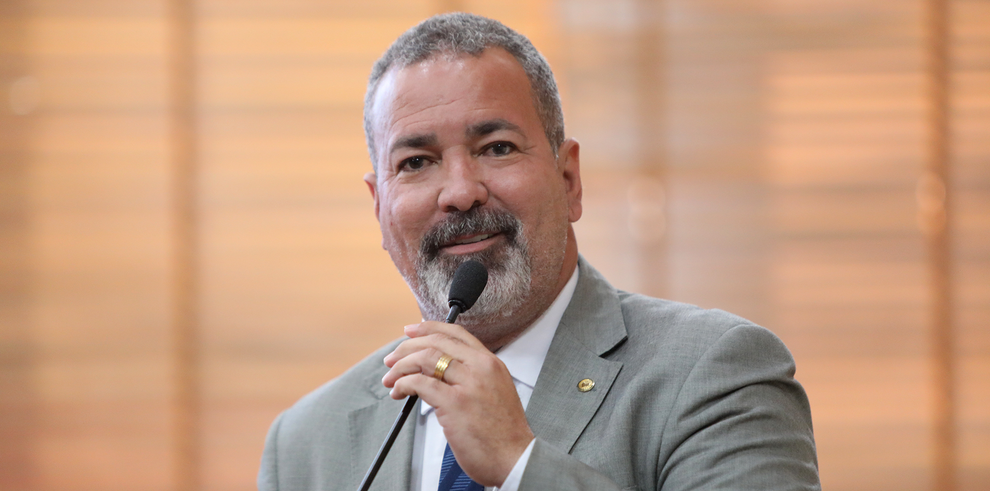 Neném Almeida diz que governo praticou omissão de socorro no caso dos 9 bebês mortos por SRAG