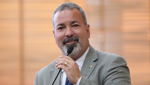 Neném Almeida diz que governo praticou omissão de socorro no caso dos 9 bebês mortos por SRAG